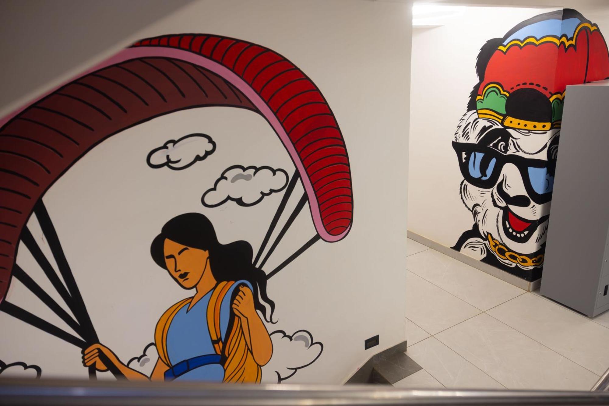 Downtown Hostels - อันจูนา ภายนอก รูปภาพ