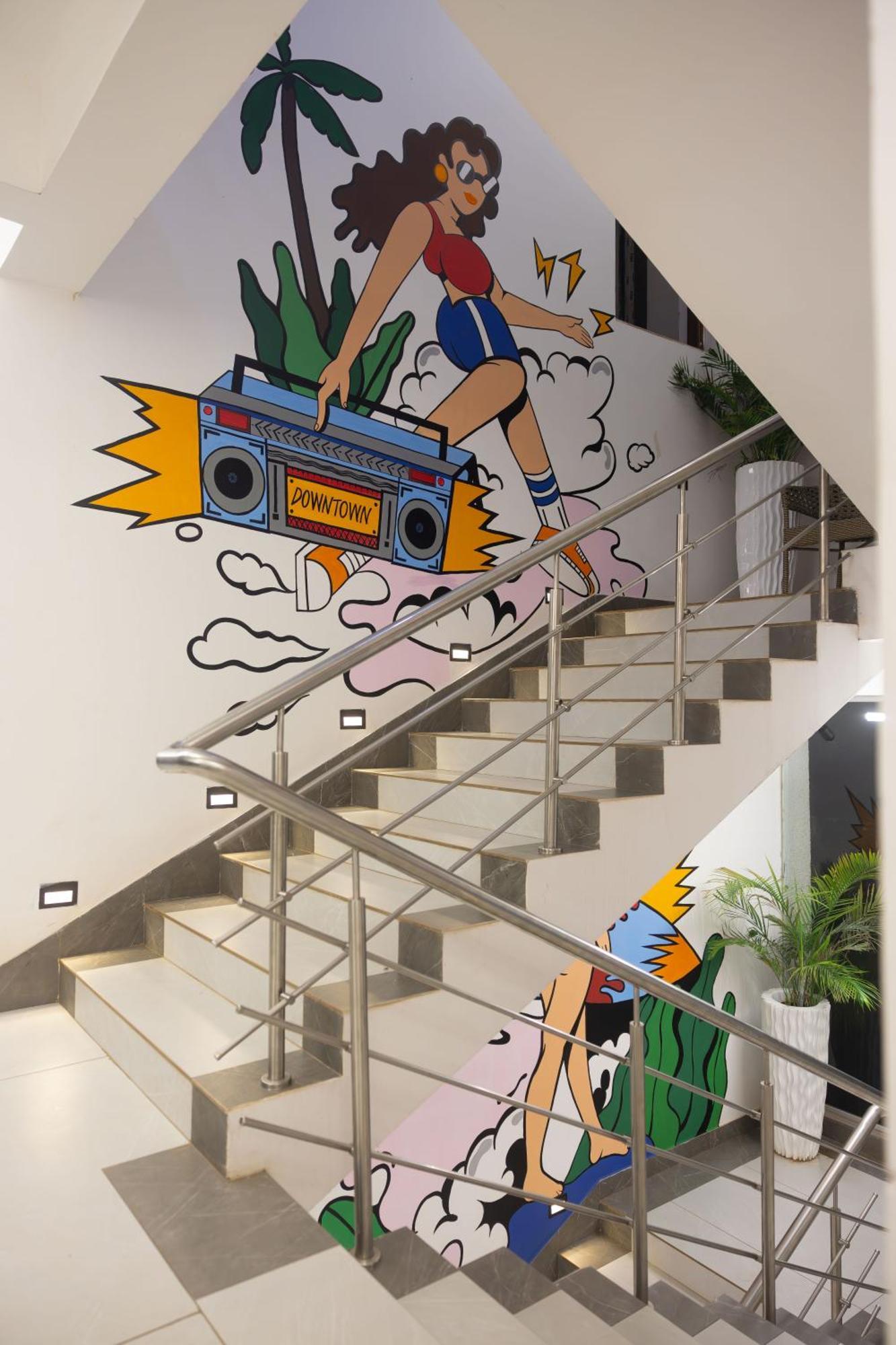 Downtown Hostels - อันจูนา ภายนอก รูปภาพ